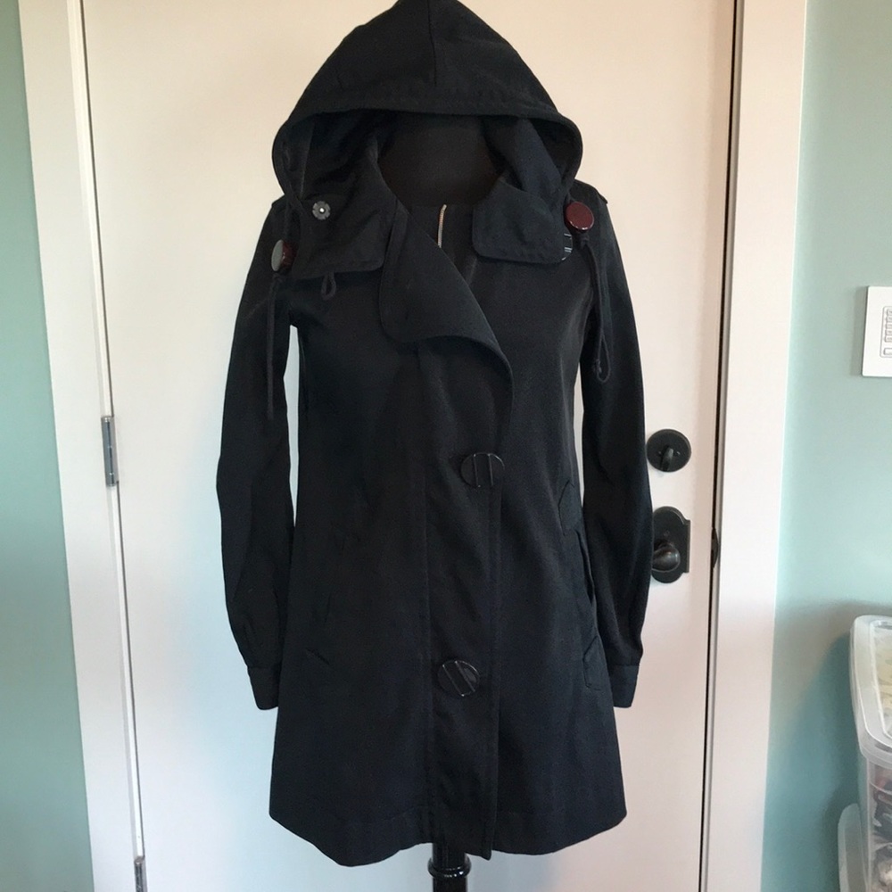 LAMB Gwen Stephanj navy coat with hood
